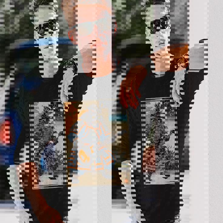 エレキギターを弾く日本の侍猫 浮世墨アート 長袖Tシャツ 彼への贈り物