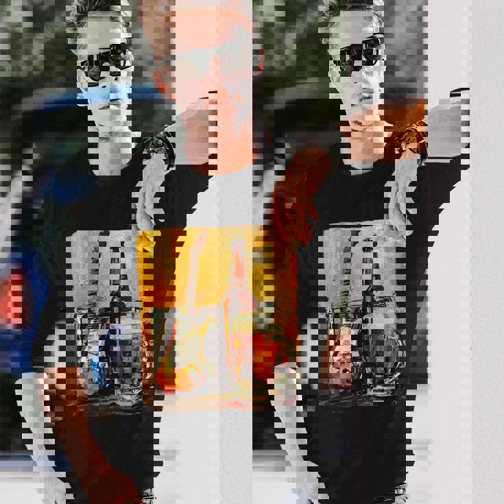 エレキギター好きのための酒とビールのロックギター 長袖Tシャツ 彼への贈り物