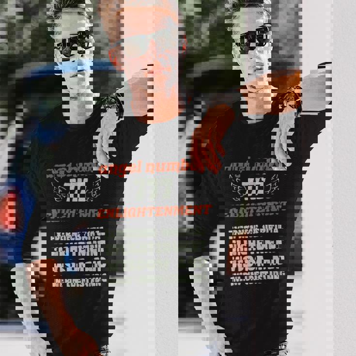 エンジェルナンバー777エンライトメント数秘術パーソナルナンバー777 長袖Tシャツ 彼への贈り物