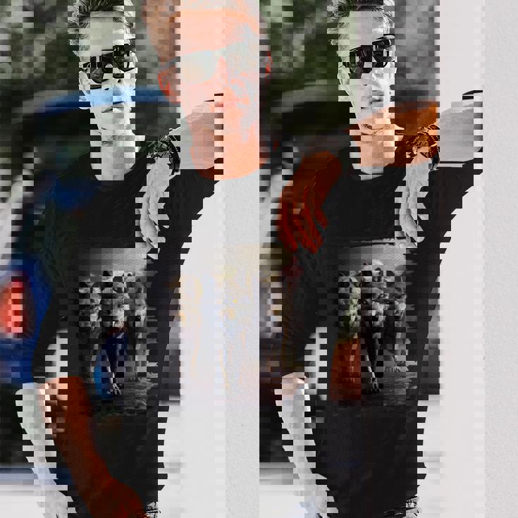 オオカミの部族 野生動物 ウルフ マウンテン 長袖Tシャツ 彼への贈り物