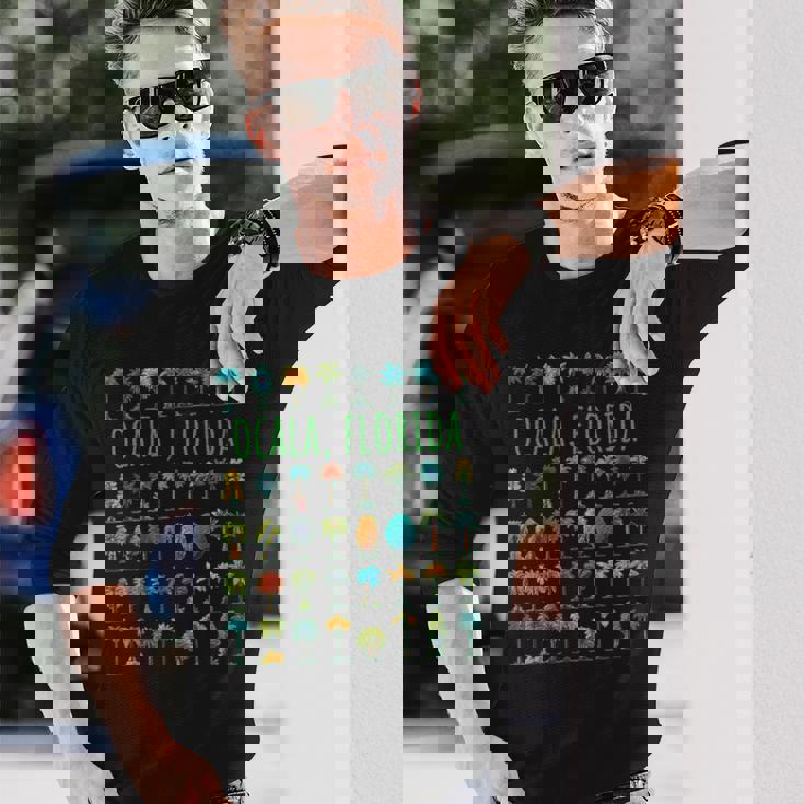 オカラフロリダ、アメリカ、ヤシの木のデザイン。 長袖Tシャツ 彼への贈り物