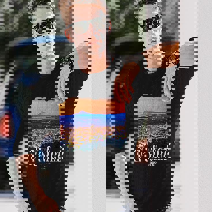 オレゴン州 ポートランドのお土産 ポートランド 長袖Tシャツ 彼への贈り物