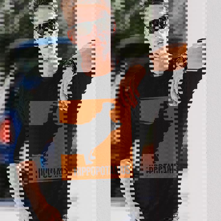 カバ 動物 カバ 長袖Tシャツ 彼への贈り物