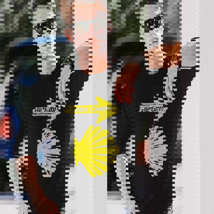 カミーノデサンティアゴの巡礼のシンボル、ブエンカミノシェル 長袖Tシャツ 彼への贈り物