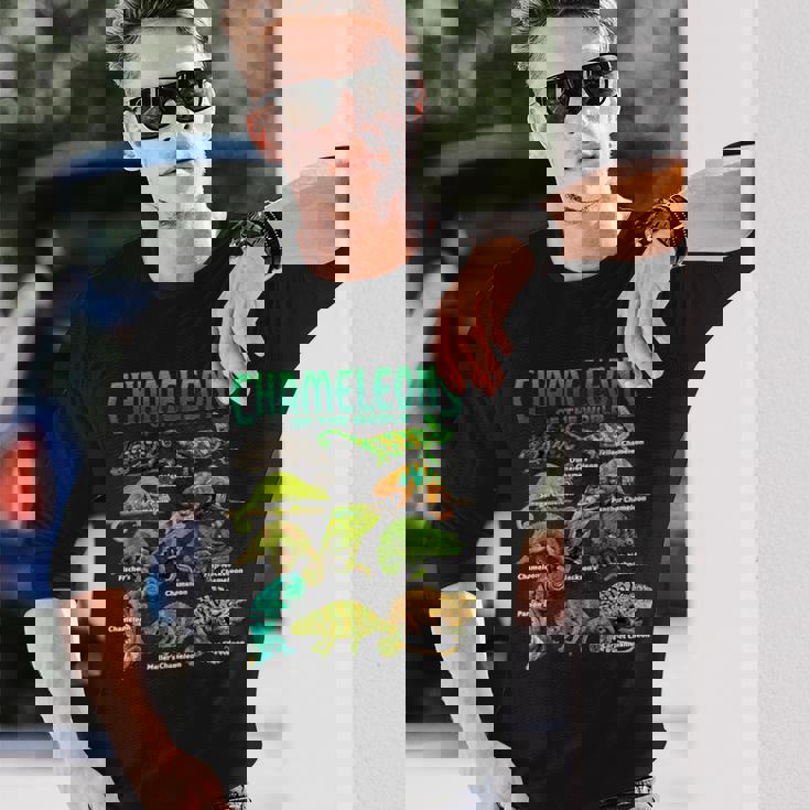 カメレオンズ・オブ・ザ・ワールド 知育爬虫類 トカゲ好き 長袖Tシャツ 彼への贈り物