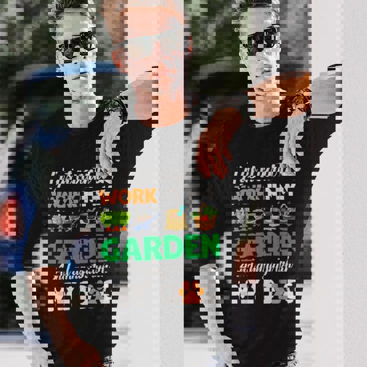 ガーデニング 犬 ペット好き 庭師 庭 ペット ギフト 植物 長袖Tシャツ 彼への贈り物