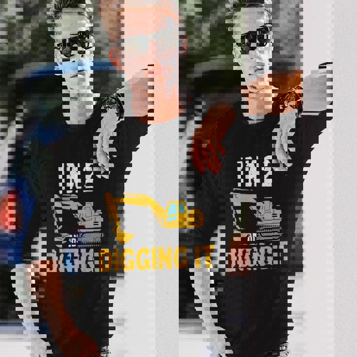 キッズ I'm 2 And Digging It 男の子向けのかわいいショベルデザイン 長袖Tシャツ 彼への贈り物