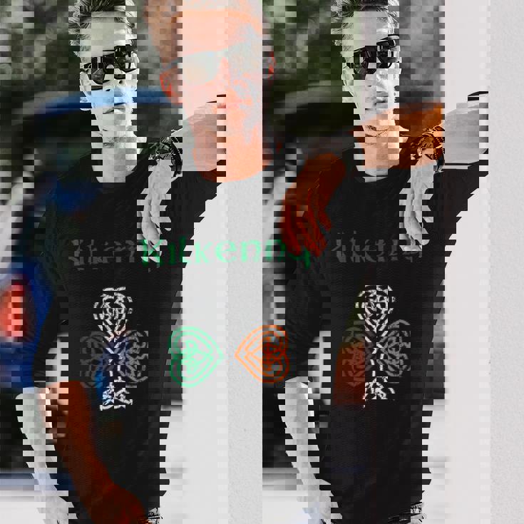 キルケニー州 シャムロック アイルランド国旗 クレイックと天井 長袖Tシャツ 彼への贈り物