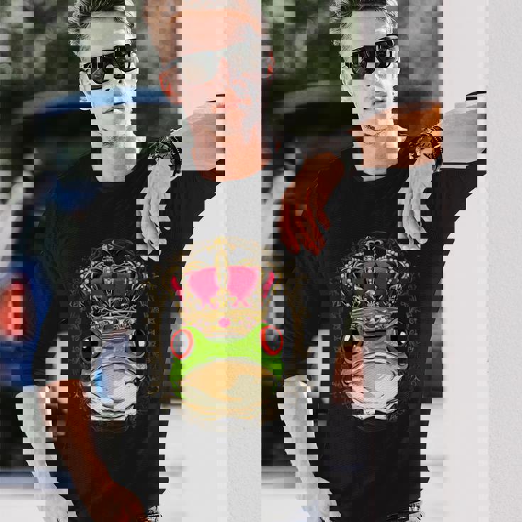 キングクイーン カエル ヒキガエル プリンセス 両生類 動物 カエル好き 長袖Tシャツ 彼への贈り物