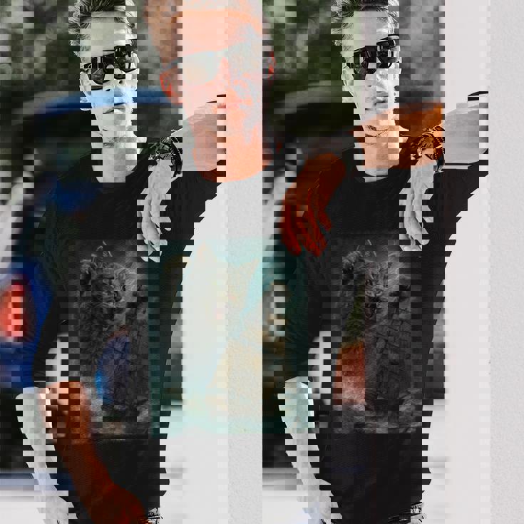 クラーケンの海の怪獣が海に潜る海賊船を襲う巨大猫 長袖Tシャツ 彼への贈り物