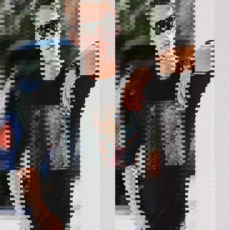 グスタフ・クリムトによる死と生1916 長袖Tシャツ 彼への贈り物