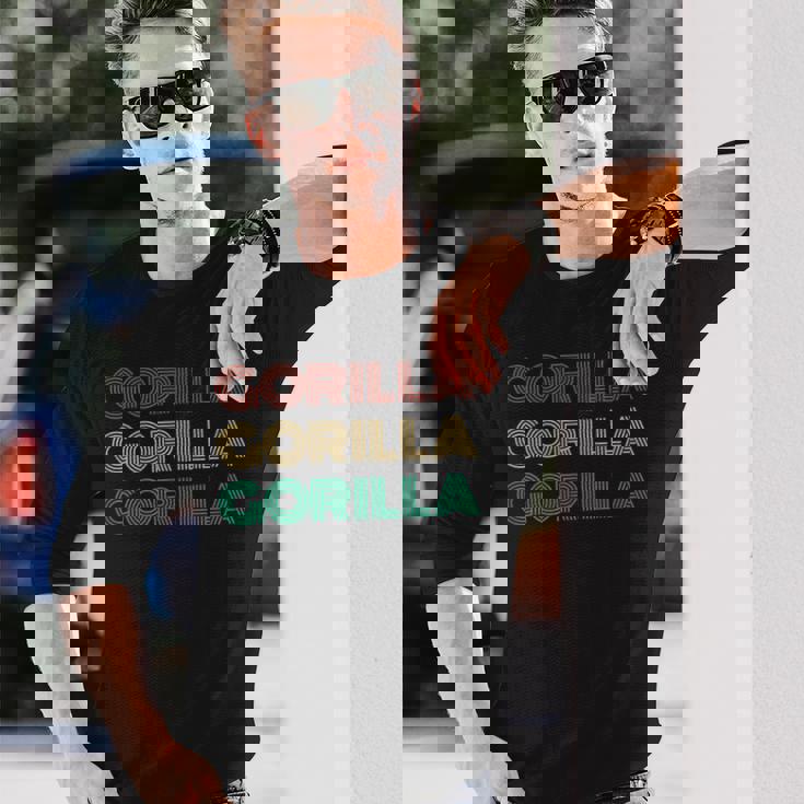 ゴリラ 学名 Gorilla Gorilla Gorilla 生物学 亜種 分類 ニシローランドゴリラ 猿 さる サル 長袖Tシャツ 彼への贈り物