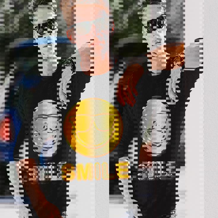 ゴールデン スマイル（フェイク ゴールド風）スマイリー フェイス ニコニコ 笑顔 サングラス 面白い 色 長袖Tシャツ 彼への贈り物