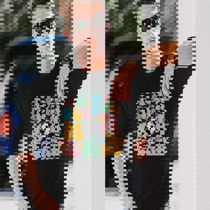 サッカーママ時代 面白いスポーツファンへのギフトアイデア 長袖Tシャツ 彼への贈り物