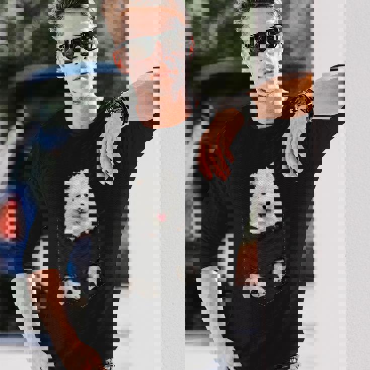 サモエド犬愛好家のためのポケットの中の面白いサモエド 長袖Tシャツ 彼への贈り物