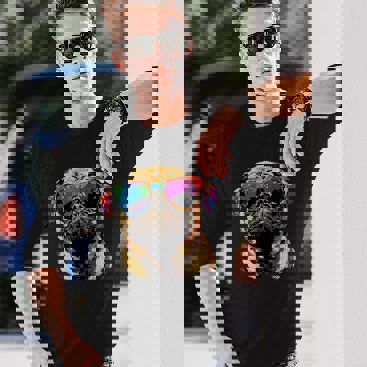 サングラスとパグベージュ犬愛カーリンかわいいパグ 長袖Tシャツ 彼への贈り物