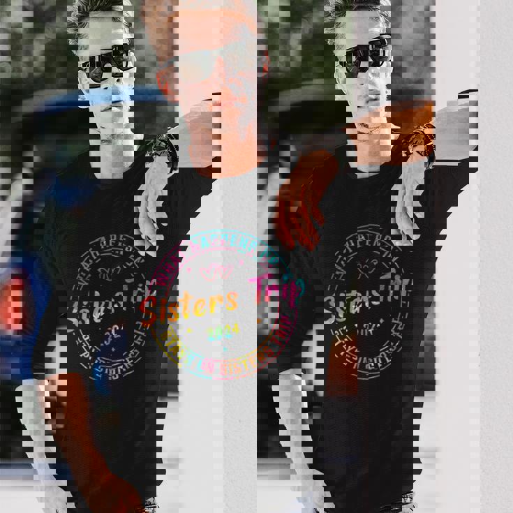 シスターズウィークエンドシスターズトリップ2025で何が起こるか 長袖Tシャツ 彼への贈り物