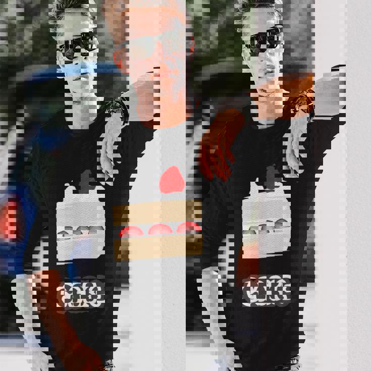 ショートケーキ『スイーツ ポップ』苺 イチゴのケーキ お菓子 おやつ 面白い かわいい 長袖Tシャツ 彼への贈り物