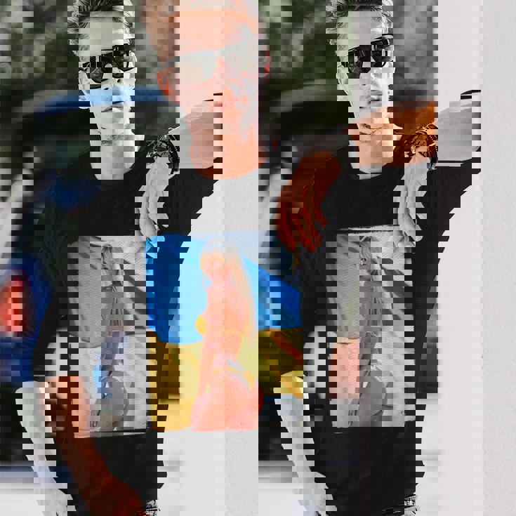 セクシーガールグラフィックtシャツ 「モダンピンナップガール&ウクライナ国旗2」 長袖Tシャツ 彼への贈り物