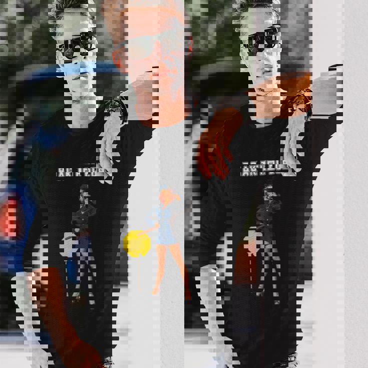 セクシー警察官、バックザブルーピンナップガール 長袖Tシャツ 彼への贈り物