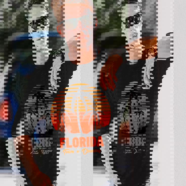 タウンアンドカントリーフロリダ 長袖Tシャツ 彼への贈り物
