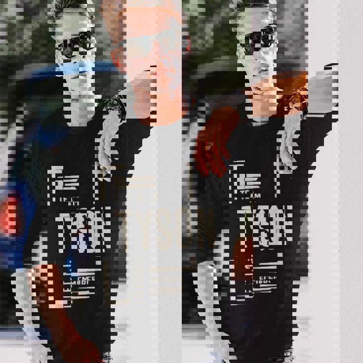 チームタイソン生涯メンバータイソン名 長袖Tシャツ 彼への贈り物