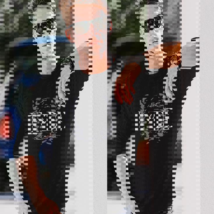 チームハイドプラウドファミリーメンバー 長袖Tシャツ 彼への贈り物