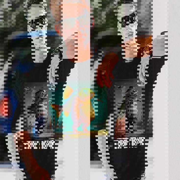 トリッピ・トロッピ-イタリアン・ブレインロット・ミーム 長袖Tシャツ 彼への贈り物