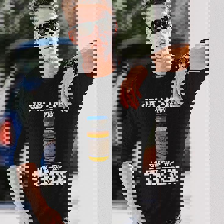 トレンを愛する男 長袖Tシャツ 彼への贈り物