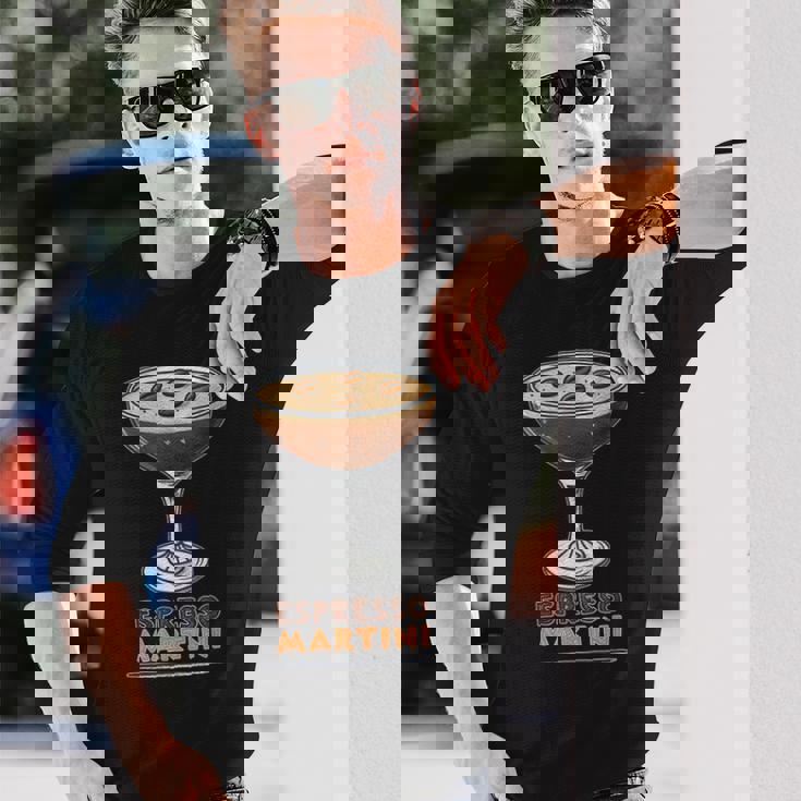 トレンディなエスプレッソマティーニコーヒーカクテル。 長袖Tシャツ 彼への贈り物