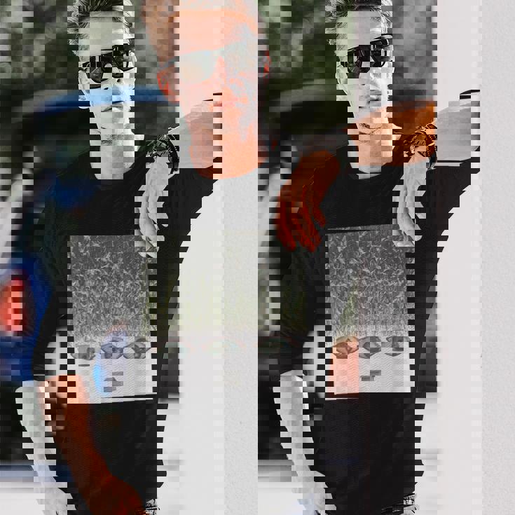 ドリームコアウィアードコア服エステティックコーンフィールドアイズ 長袖Tシャツ 彼への贈り物