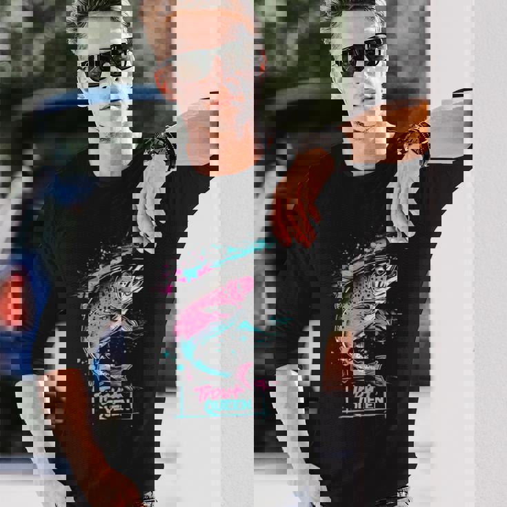 ニジマスのフライフィッシング・グラフィック トラウト・クイーン 長袖Tシャツ 彼への贈り物