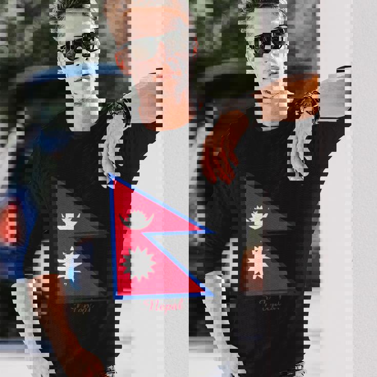 ネパールのネパール国旗のお土産。 長袖Tシャツ 彼への贈り物