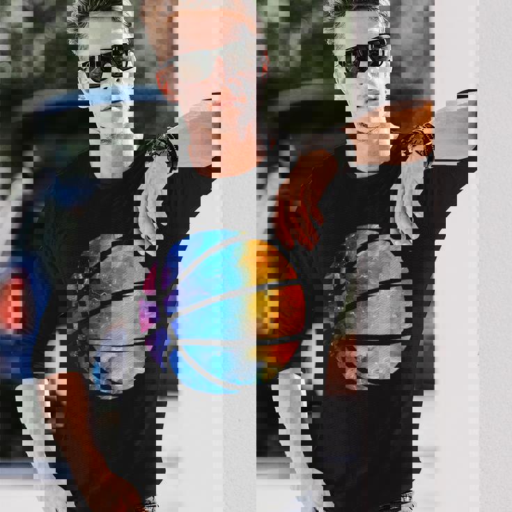 バスケットボールのシルエットカラフルな水彩画 長袖Tシャツ 彼への贈り物