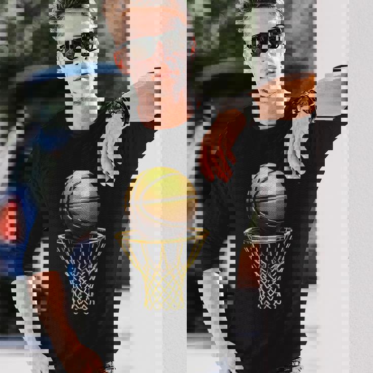 バスケットボール選手 クールトロフィー スポーツ愛好家 試合日 Bボール 長袖Tシャツ 彼への贈り物