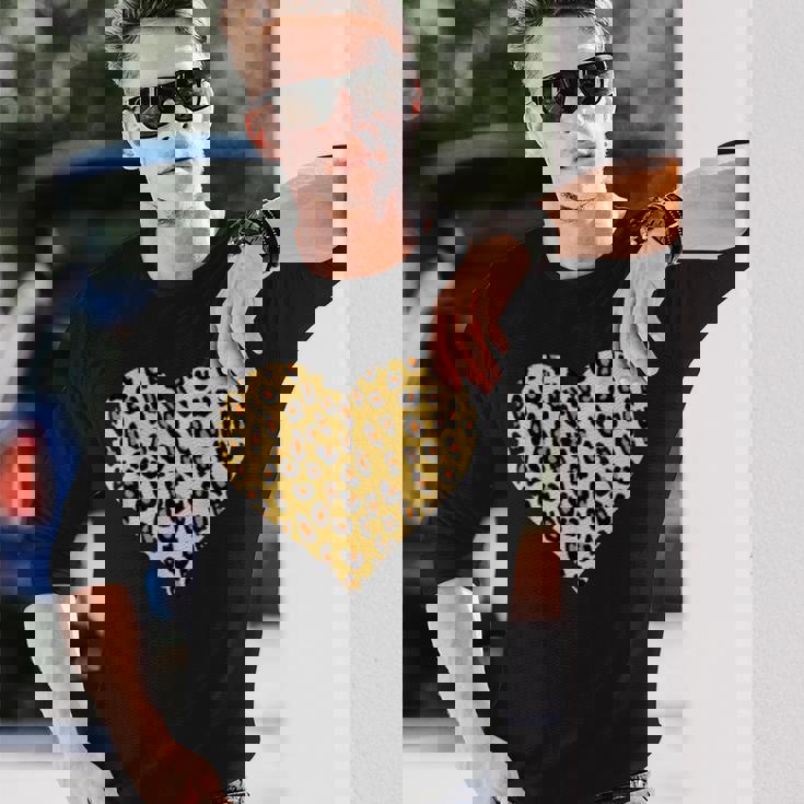 ヒョウ柄ハートデザイン ヒョウ柄 長袖Tシャツ 彼への贈り物