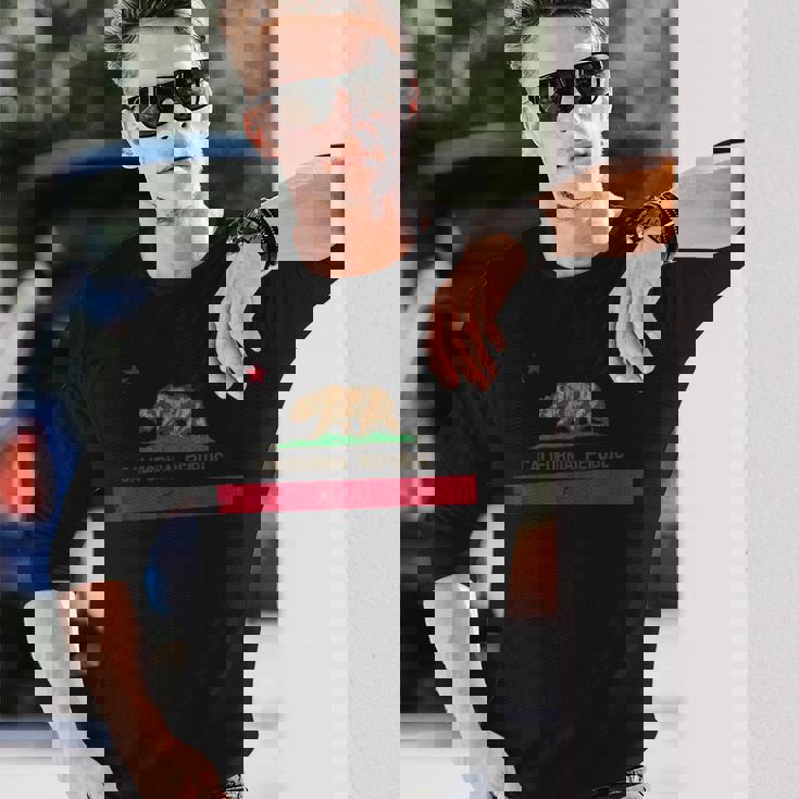 ビンテージ1846年カリフォルニアベアリパブリックカリフォルニア州旗 長袖Tシャツ 彼への贈り物