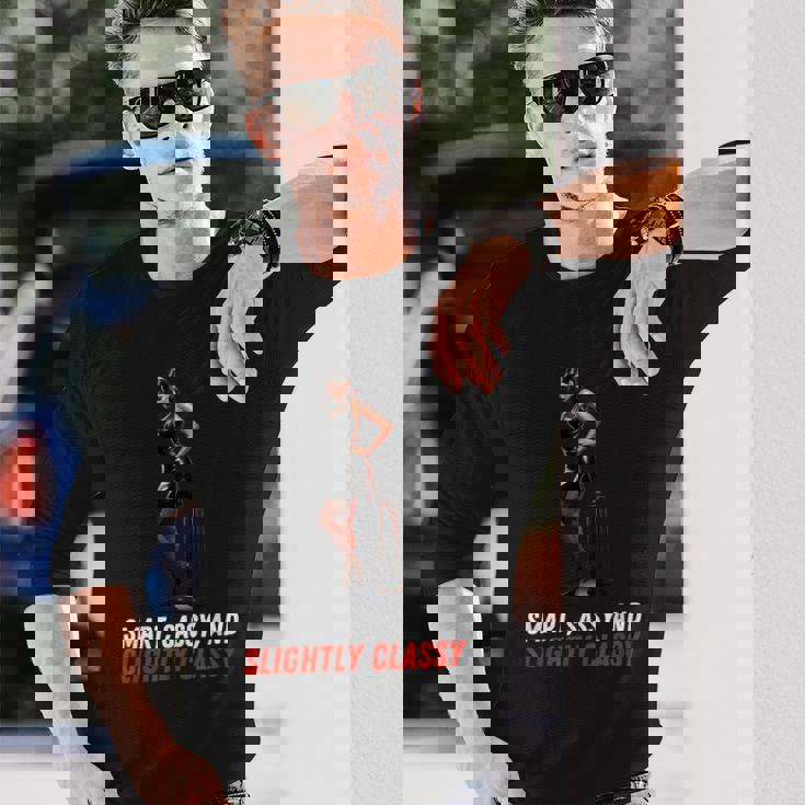 ピンナップガール スマート、生意気、やや上品 長袖Tシャツ 彼への贈り物