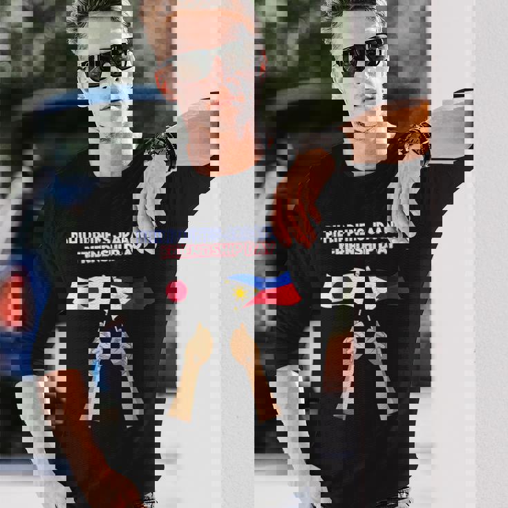 フィリピン フィリピン人 日本人 日本 ジャピーノ プラウド 混合dna 長袖Tシャツ 彼への贈り物