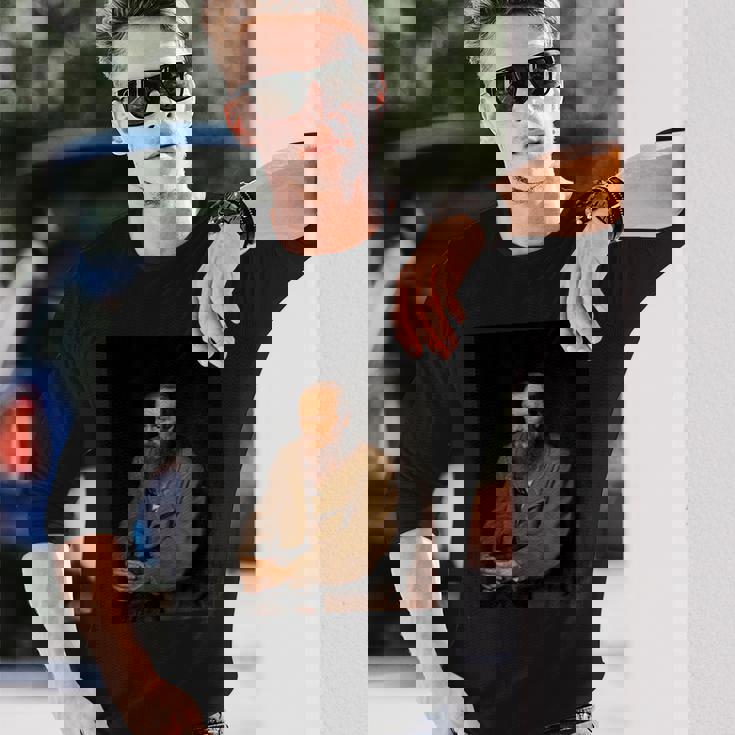 フョードル・ドストエフスキーロシアの作家の肖像画 長袖Tシャツ 彼への贈り物