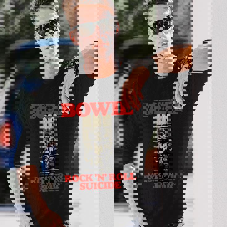 ブライアン・ウォードによるデヴィッド・ボウイ・ロックンロール自殺写真 長袖Tシャツ 彼への贈り物