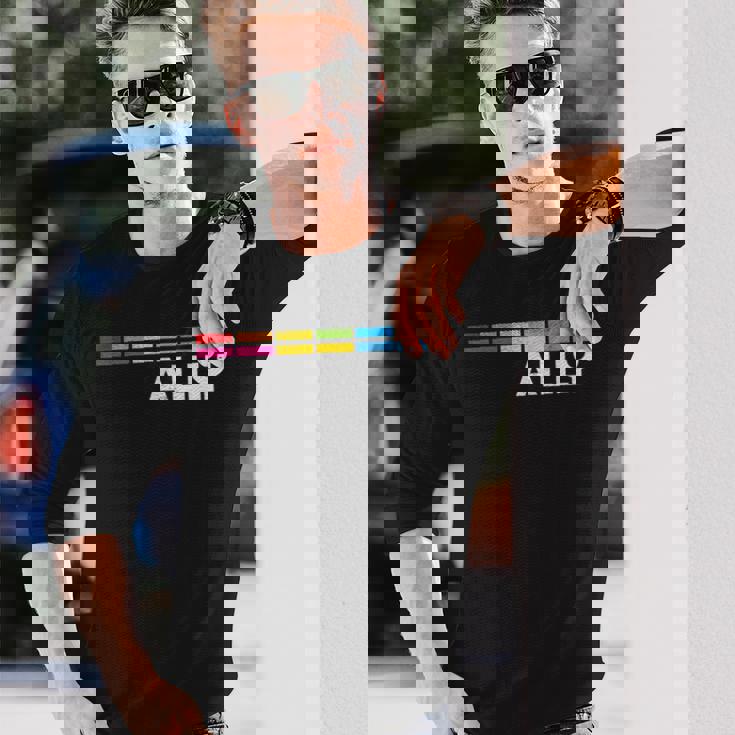 プラウドアライlgbtゲイ平等lgbtqプライドパンセクシャルパンフラッグ 長袖Tシャツ 彼への贈り物