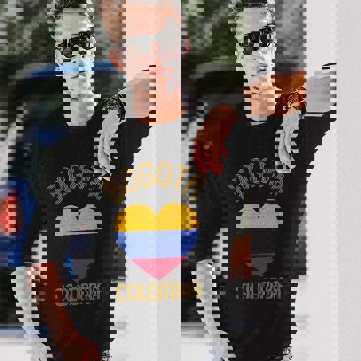 ボゴタ コロンビア 長袖Tシャツ 彼への贈り物