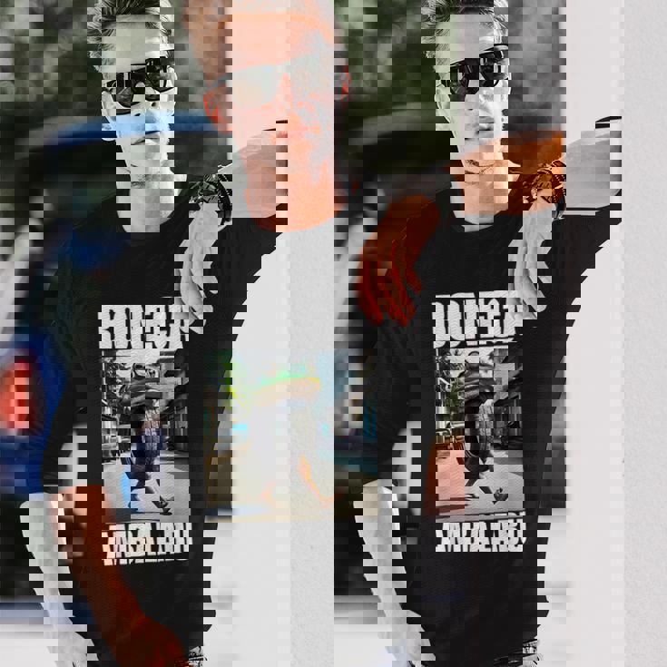 ボネカアンバラブ-イタリアンブレインロットミーム 長袖Tシャツ 彼への贈り物