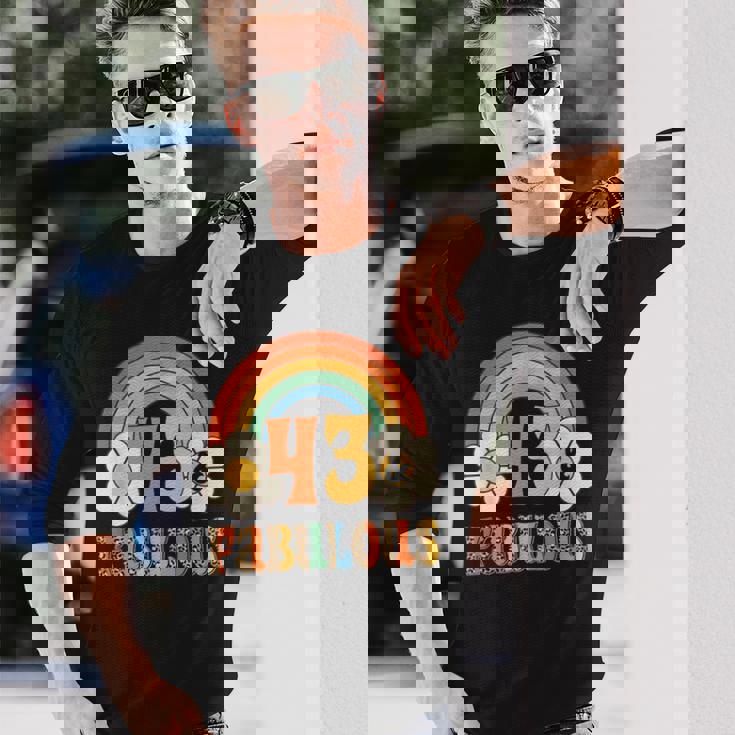 ボーホー レオパード レインボー 43 & ファビュラス ヴィンテージ 43歳の誕生日 長袖Tシャツ 彼への贈り物