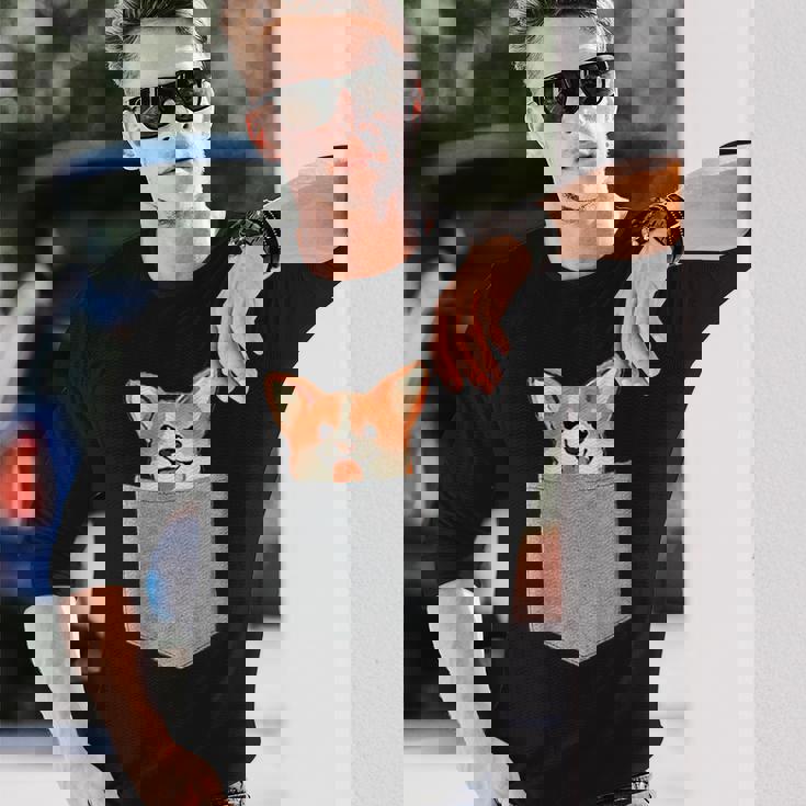 ポケットから覗く可愛いコーギーのデザイン 長袖Tシャツ 彼への贈り物