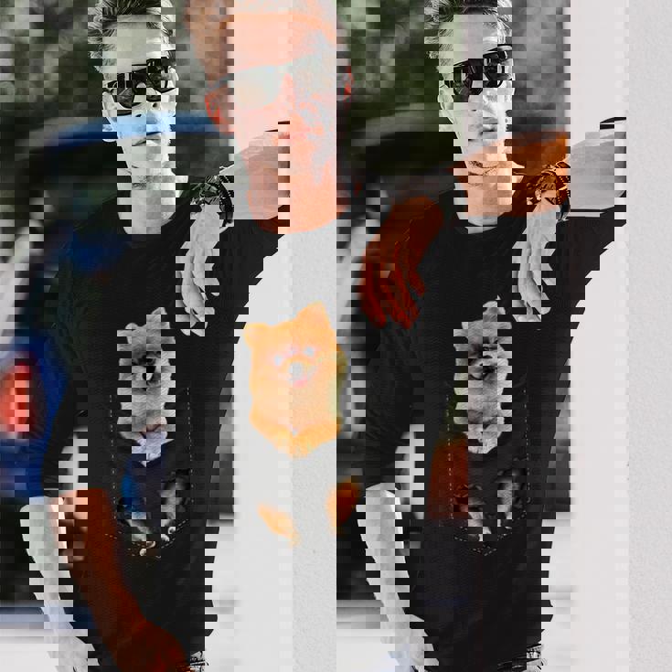 ポム犬愛好家のためのポケットに入った面白いポメラニアン。 長袖Tシャツ 彼への贈り物