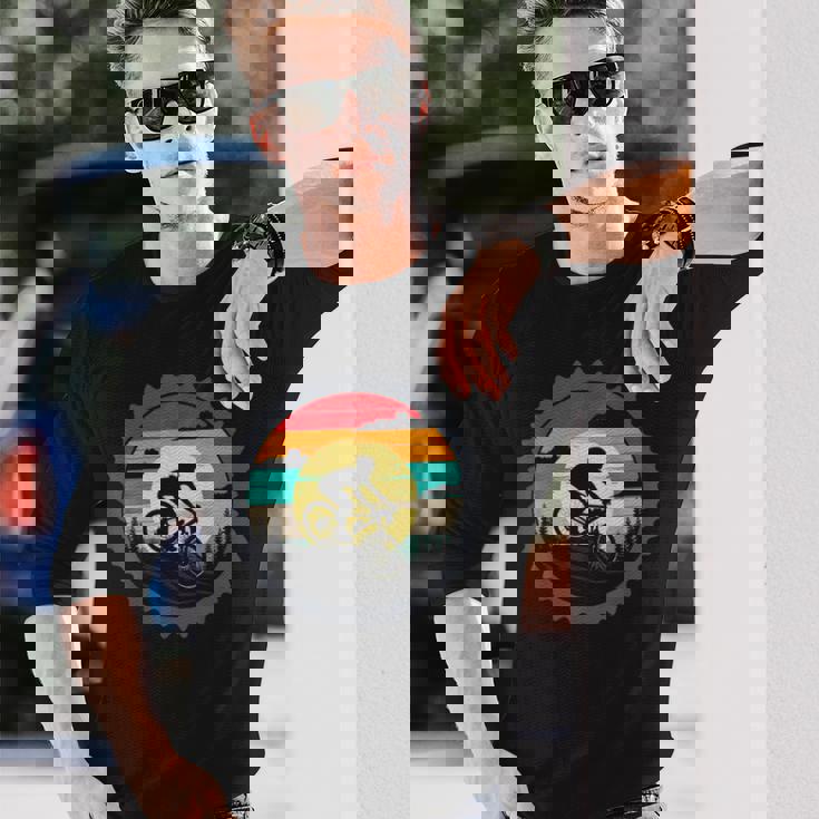 マウンテンバイク サイクリング レトロ ヴィンテージ Mtb 自転車ライダー 長袖Tシャツ 彼への贈り物