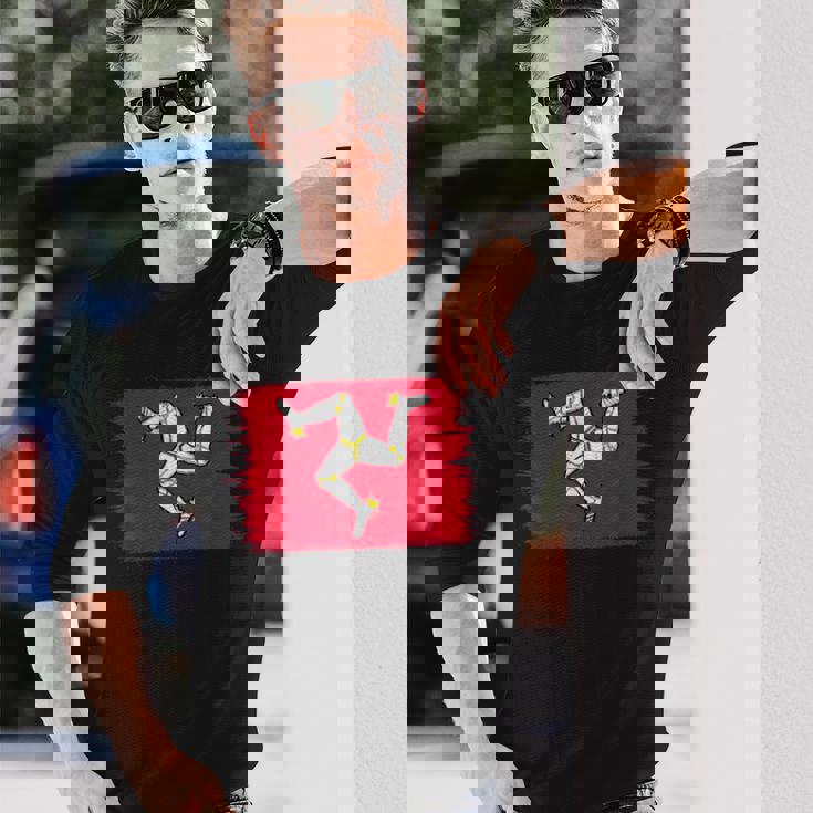 マン島の旗、マンクスの旗、トリスケリオン。ティンウォルドの日に。 長袖Tシャツ 彼への贈り物