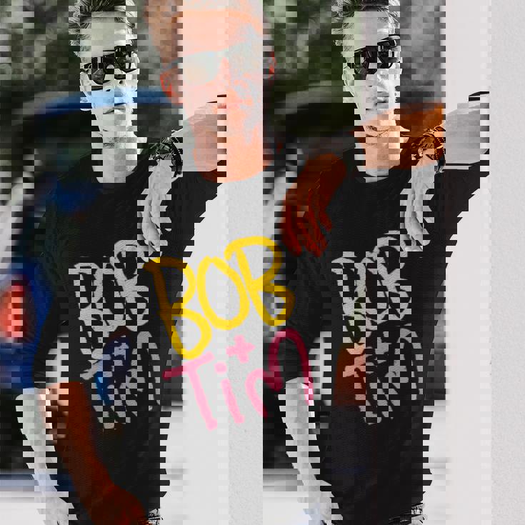 ミニオンズ ボブ&ティム Here For The Hugs 長袖Tシャツ 彼への贈り物